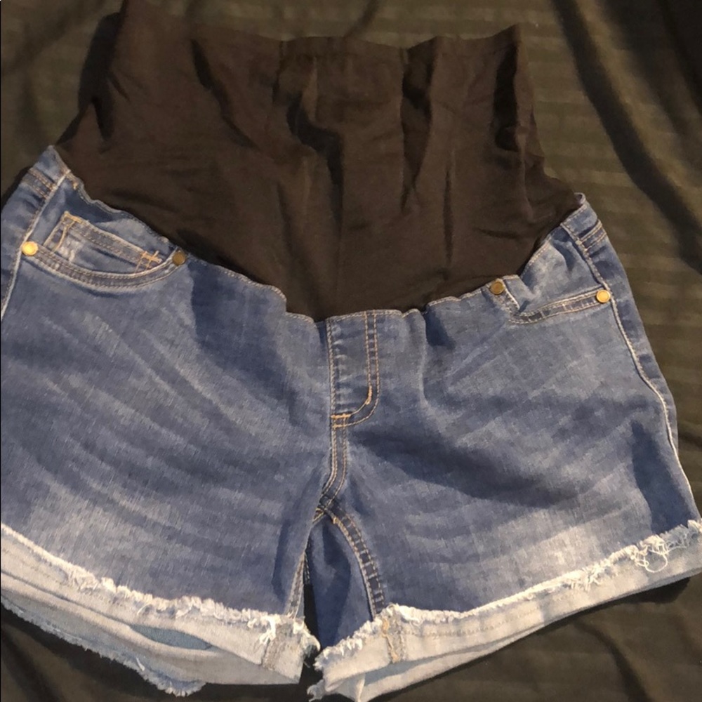*sale*Maternity shorts